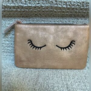 NWT Stella & Dot “All Eyes On You” Rose Gold Vegan Leather Eyelash Zipper Pouch